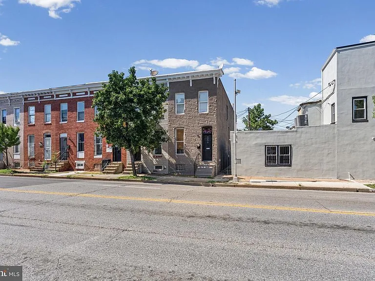 2236 Orleans St — Photo 20