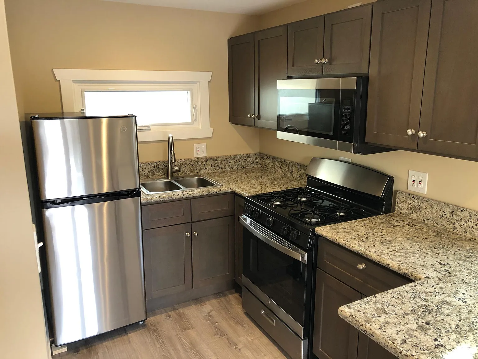 236 Ximeno Ave — Photo 3