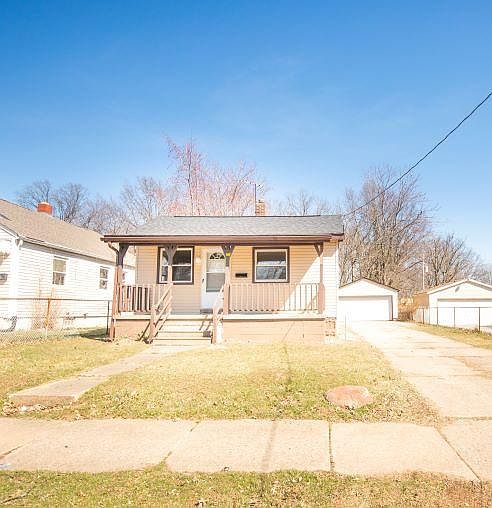 1st image of 981 Hammel St