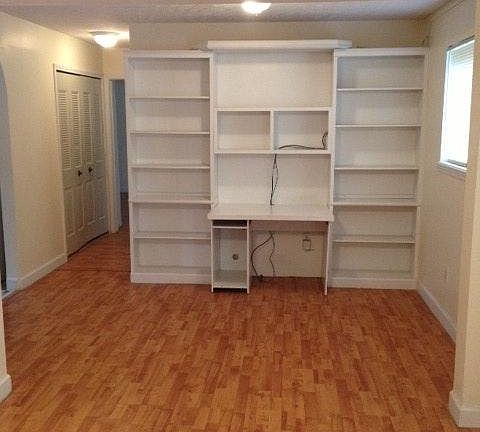 5th image of 1433 Crestview Dr