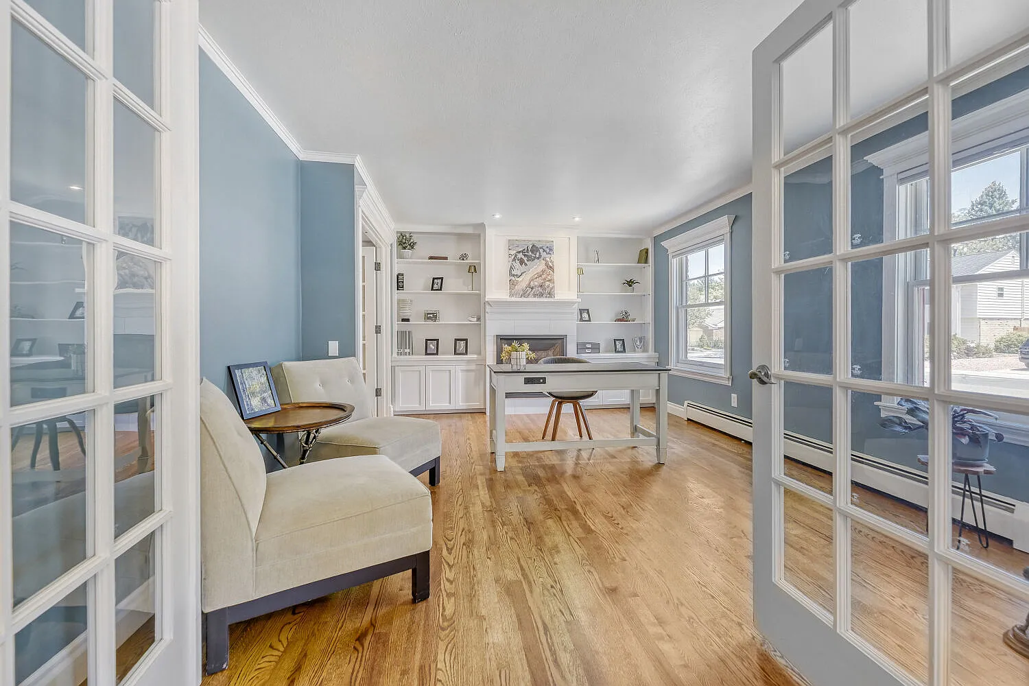 6 bed, 4635 sqft, $5,100 — Photo 1