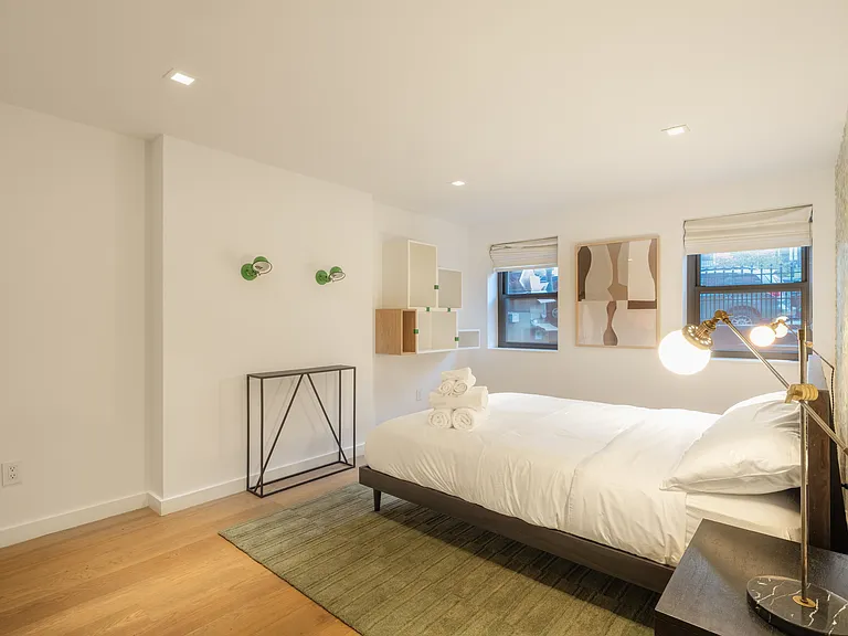 230 Bergen St #1 — Photo 23