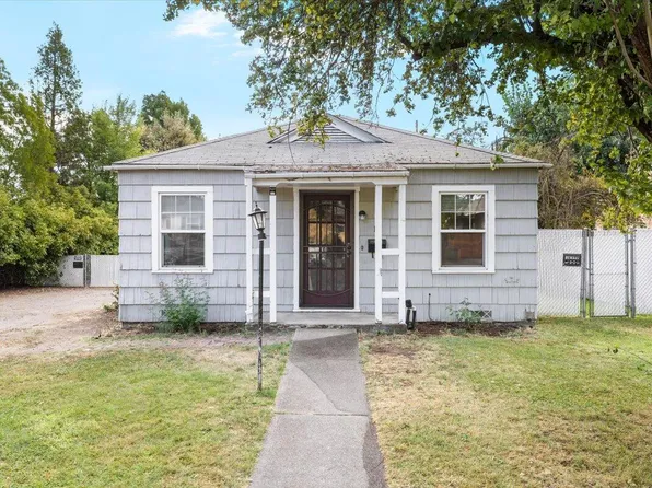 19 Lincoln St, Medford, OR 97501