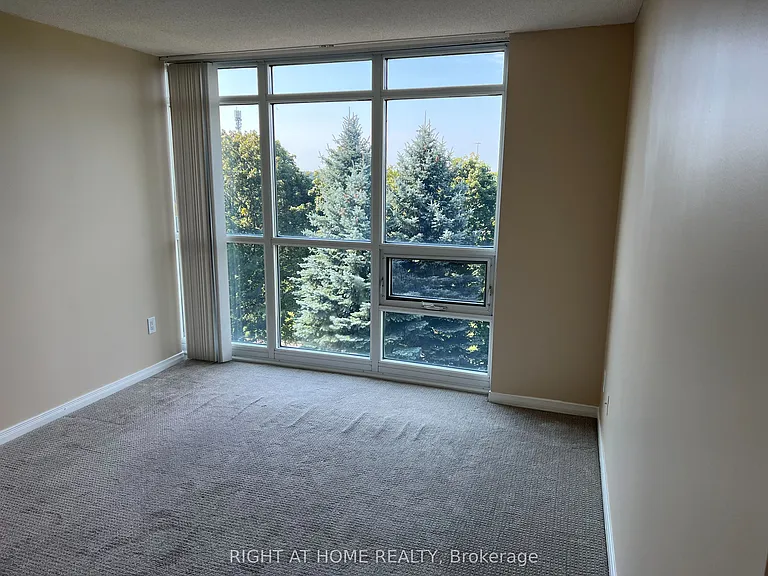 30 Harrison Garden Blvd #503 — Photo 8