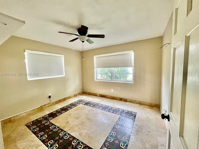 10025 SW 111th St — Photo 6