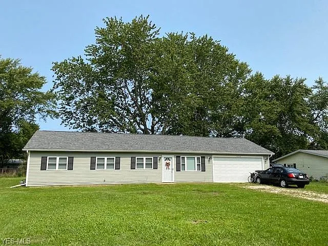 4123 Laurel Rd photo 1