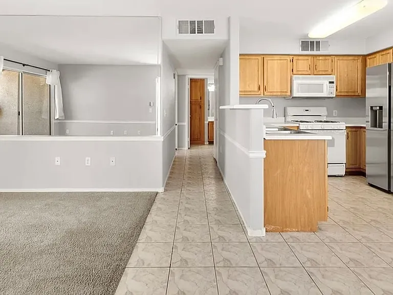 5710 E Tropicana Ave #1035 — Photo 7