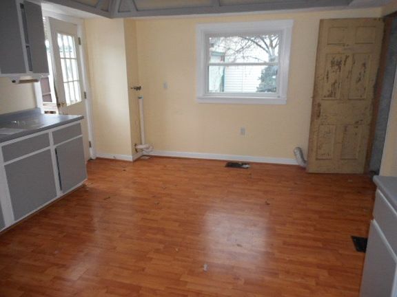 3rd image of 432 Canal St