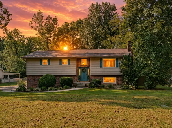 3932 Gamble Ln, Maryville, TN 37804