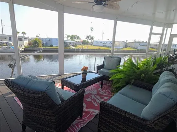 517 Clarion Pl, North Port, FL 34287