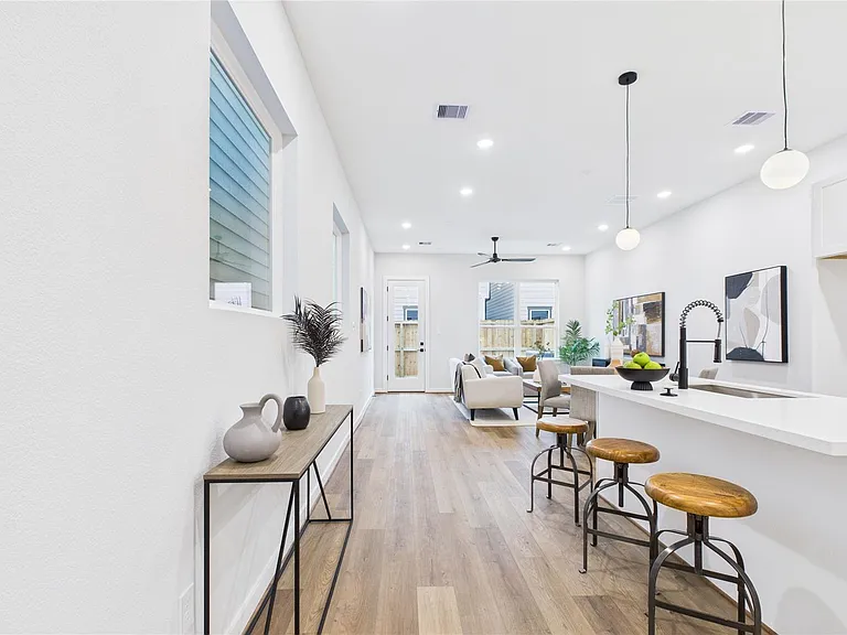 5032 Creekmont Dr — Photo 10