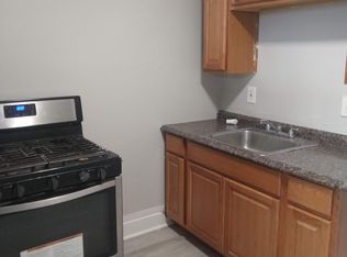 49 White St #1L, Bridgeport, CT 06610