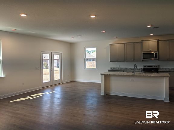 2nd image of 1717 Franchir Ave