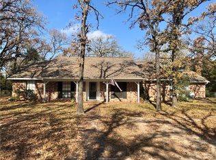 10486 N Dowling Rd, College Station, TX 77845