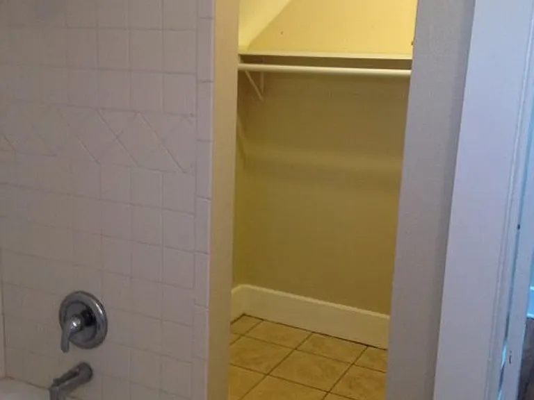 1028 N Lawrence St — Photo 19