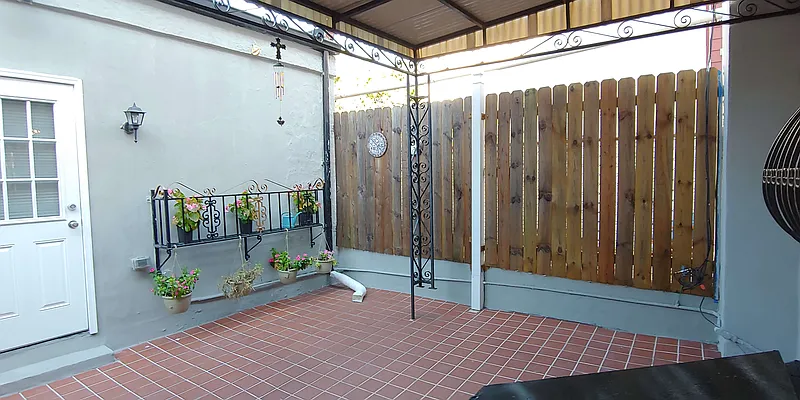 Rented by Angelucci Group LLC | media 25