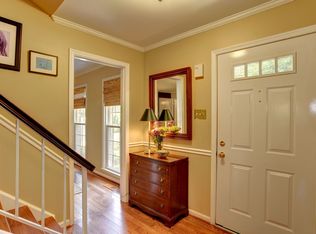 12869 Valleywood Dr, Woodbridge, VA 22192