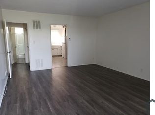 4008 Stevely Ave, Los Angeles, CA 90008