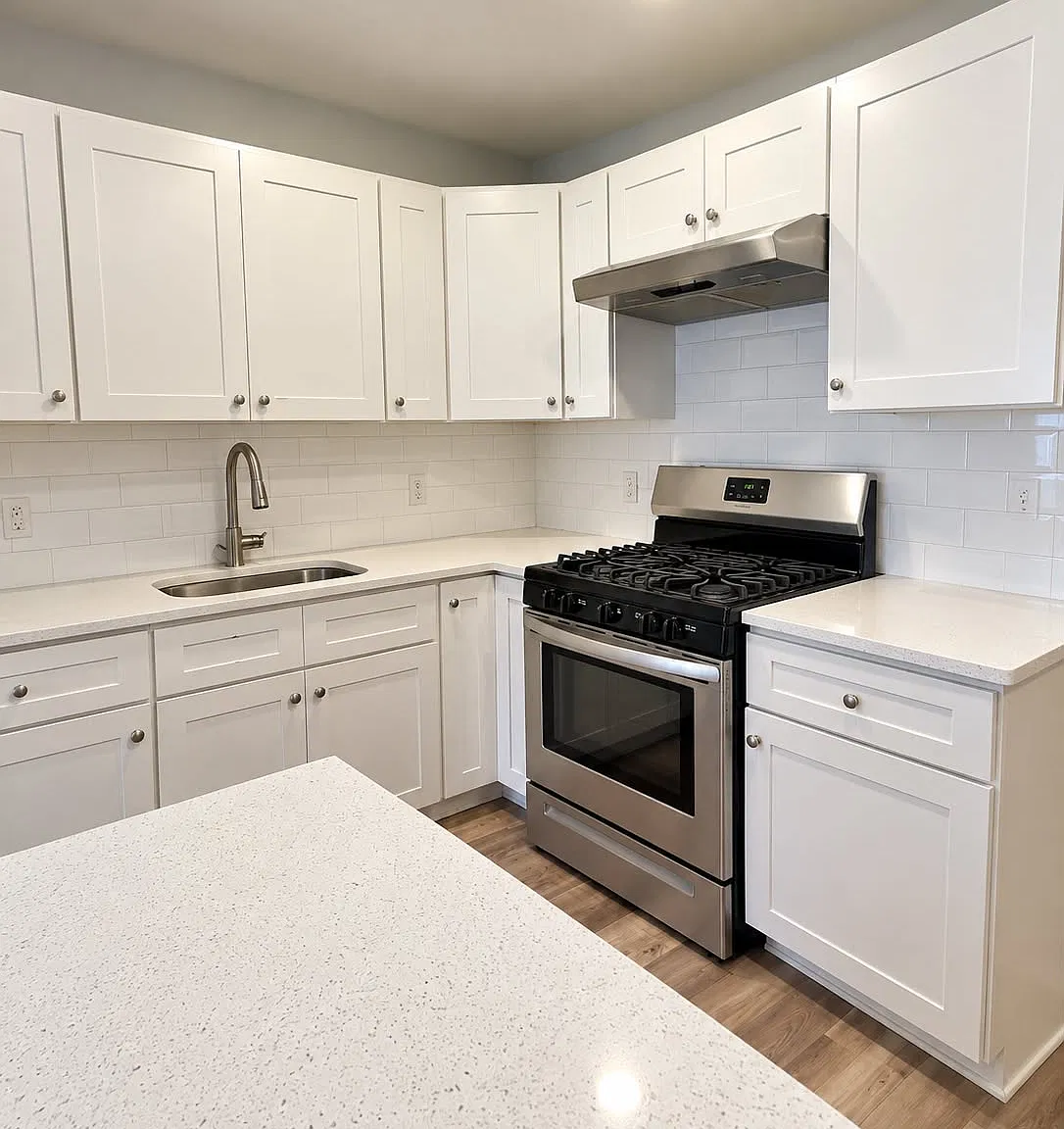 1 bed, $1,718 — Photo 4
