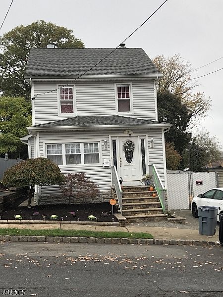 1st image of 10 Campbell Ave