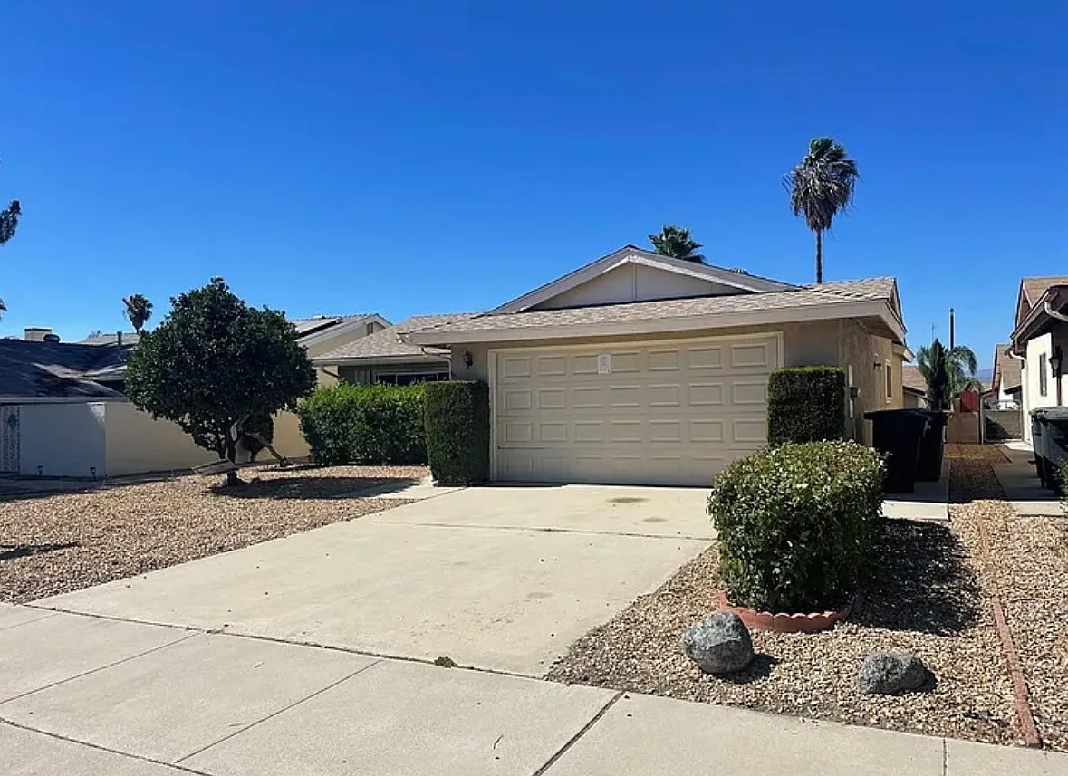 2 bed, 1300 sqft, $1,995 — Photo 3