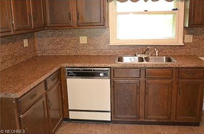 2nd image of 141 Monticello Cir