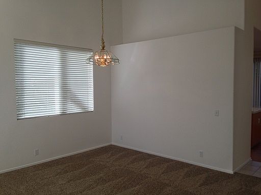 3rd image of 3841 Vancouver Cir