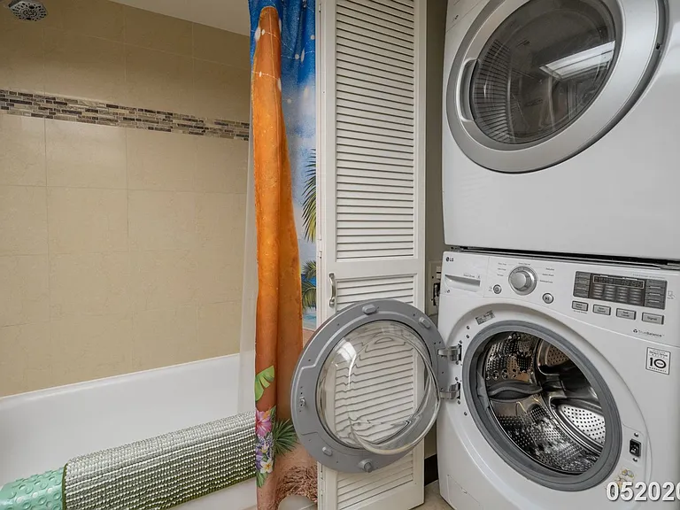 1212 Nuuanu Ave #2406 — Photo 25