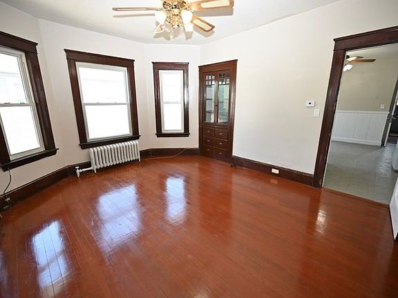 3rd image of 14 Derby St #2