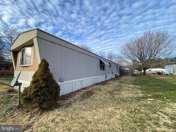 5th image of 28531 W Meadowview Dr
