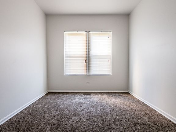 2nd image of 7846 S Saginaw Ave #5526