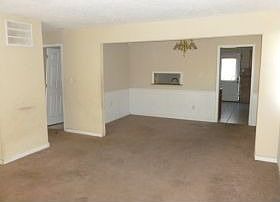 3rd image of 8148 Schoen Dr