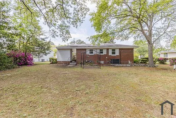 3 bed, 1000 sqft, $1,495 — Photo 4