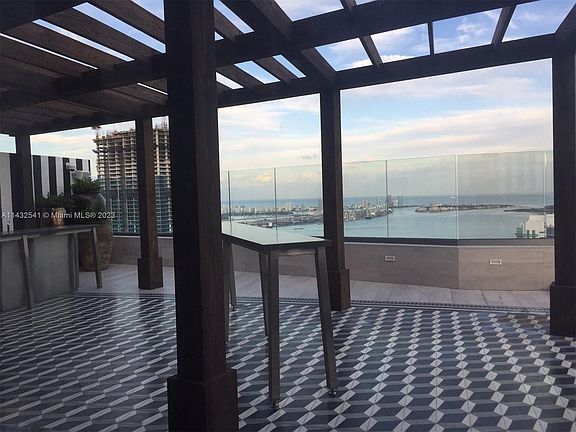 4th image of 1300 S Miami Ave #1211