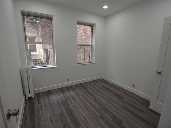 4th image of 111 Peterborough St #5