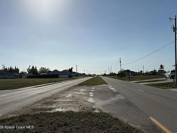 5th image of 2635 Tropicana Pkwy W
