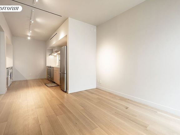 4th image of 264 22nd St #1