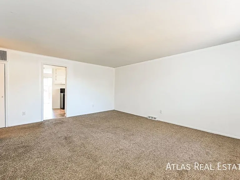 10311 W 59th Ave #4 — Photo 4