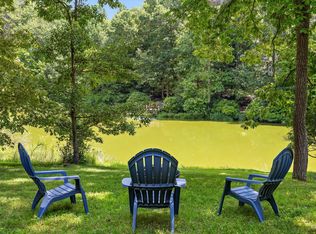 2558 Boston Branch Cir, Signal Mountain, TN 37377