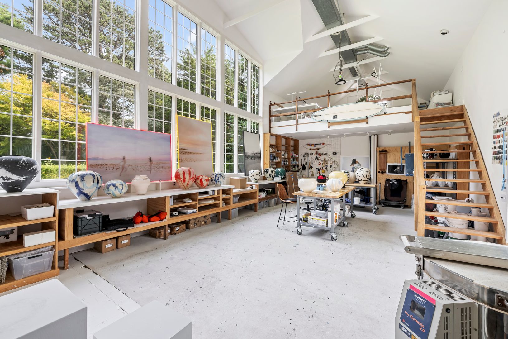  Spacious Studio with lofts