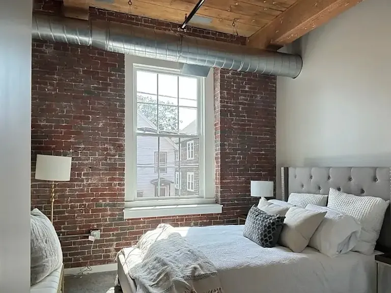 Hanger Mill Lofts — Photo 5