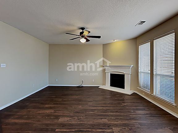 5th image of 3605 Varden St