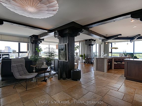4th image of 40 Boteler St #1102