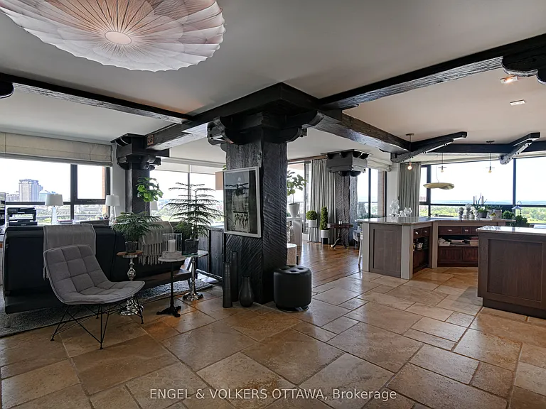 40 Boteler St #1102 — Photo 4