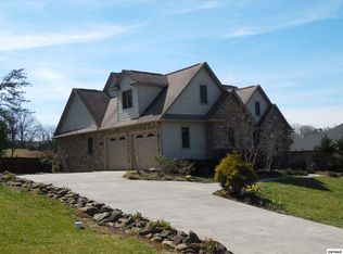 1518 Landmark Blvd, Sevierville, TN 37862