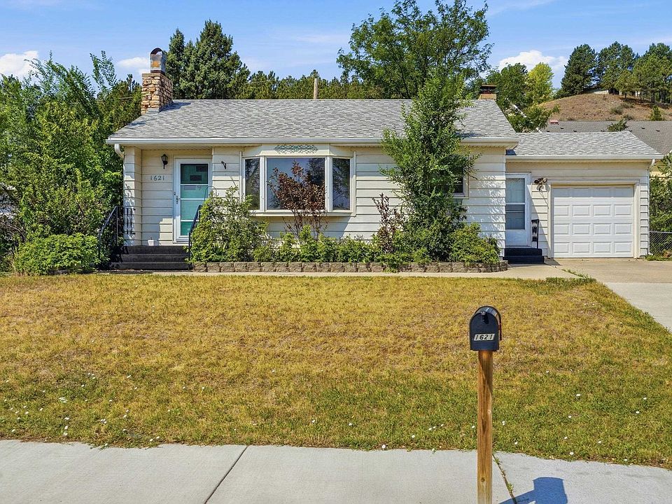 1st image of 1621 38th St