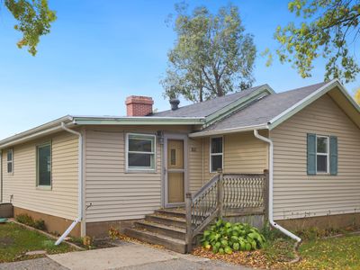 812 S McCoy St, Aberdeen, SD, 57401