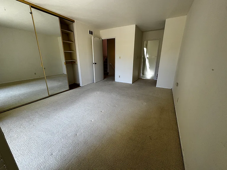 10953 Northsky Sq — Photo 29