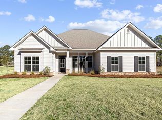 231 Deerfield Club Dr, Canton, MS 39046