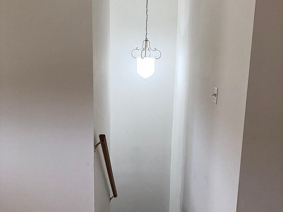 2nd image of 120 Washington Ave #2
